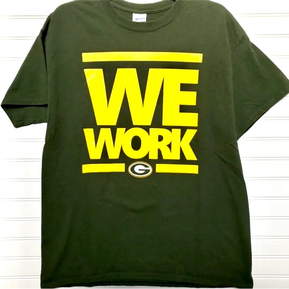 Green Bay Packers “We Work” Tee Size L